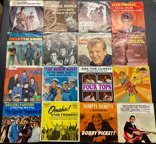 Lot 75 Picture Sleeve 50s/60s 45 Records & Vintage Carry Case Beatles Elvis VG!