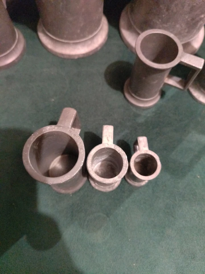 Mesures en étain Série Complète Signe C.L - Photo 4/4