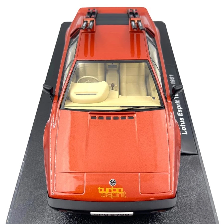 Modellino Auto KK 1/18 Lotus Esprit Turbo 1981 1981 w/ski - Immagine 2 di 4
