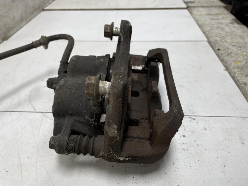 2012 HONDA ODYSSEY ТОРМОЗ СУППОРТ OEM - Изображение 3 из 4