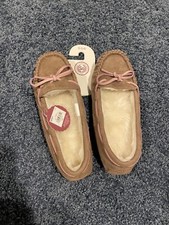 Authentic American Heritage Slippers Size S-5/6 