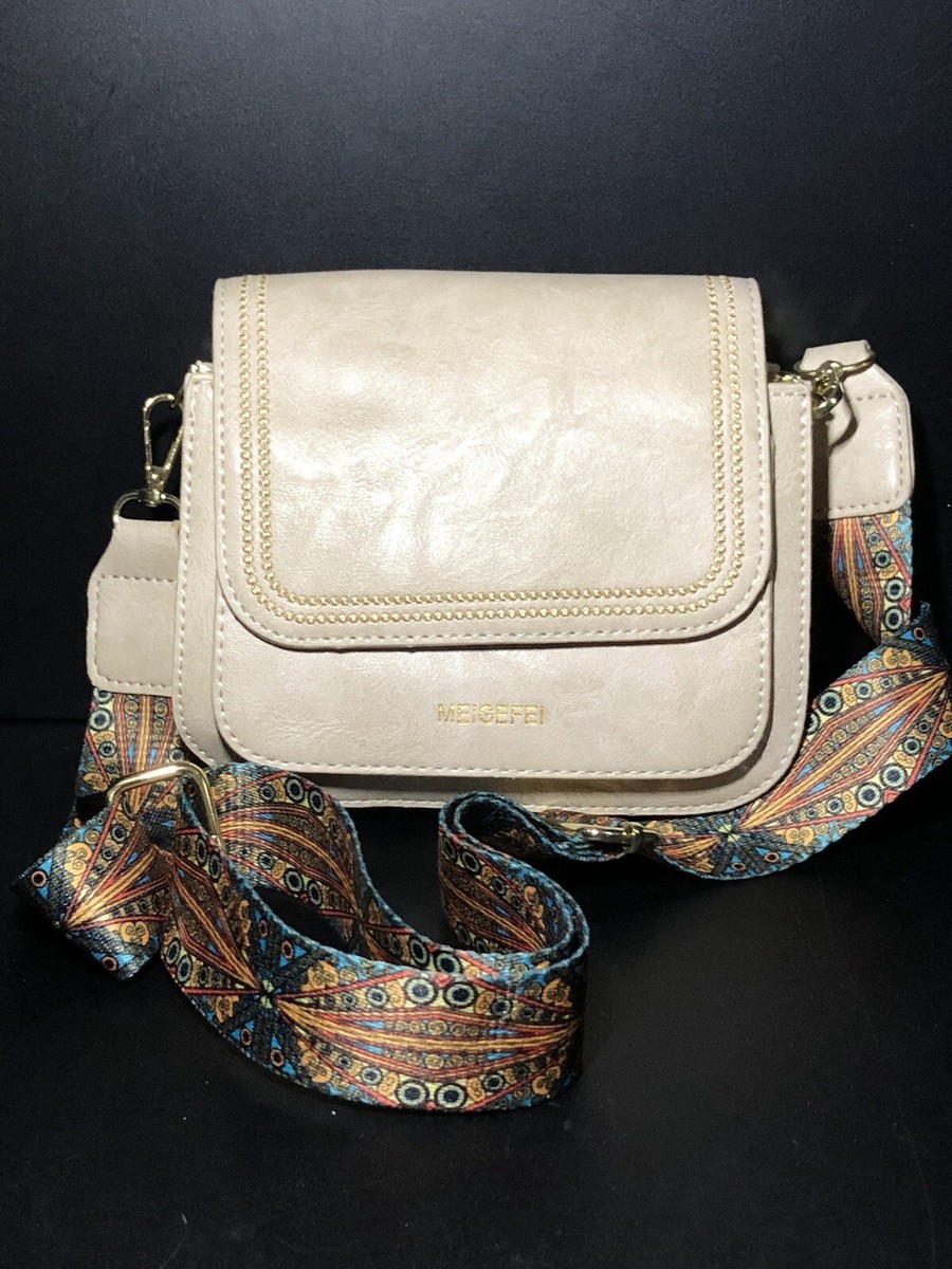 ◇ILLIGO◇ Feather Mini Crossbody Bag Beige MEIGEFEI Mini Square Crossbody Bag Oatmeal Colored