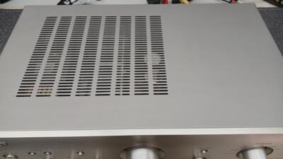 『DENON PMA-390SE』 DENON Model PMA-390SE Integrated Amplifier Silver Good