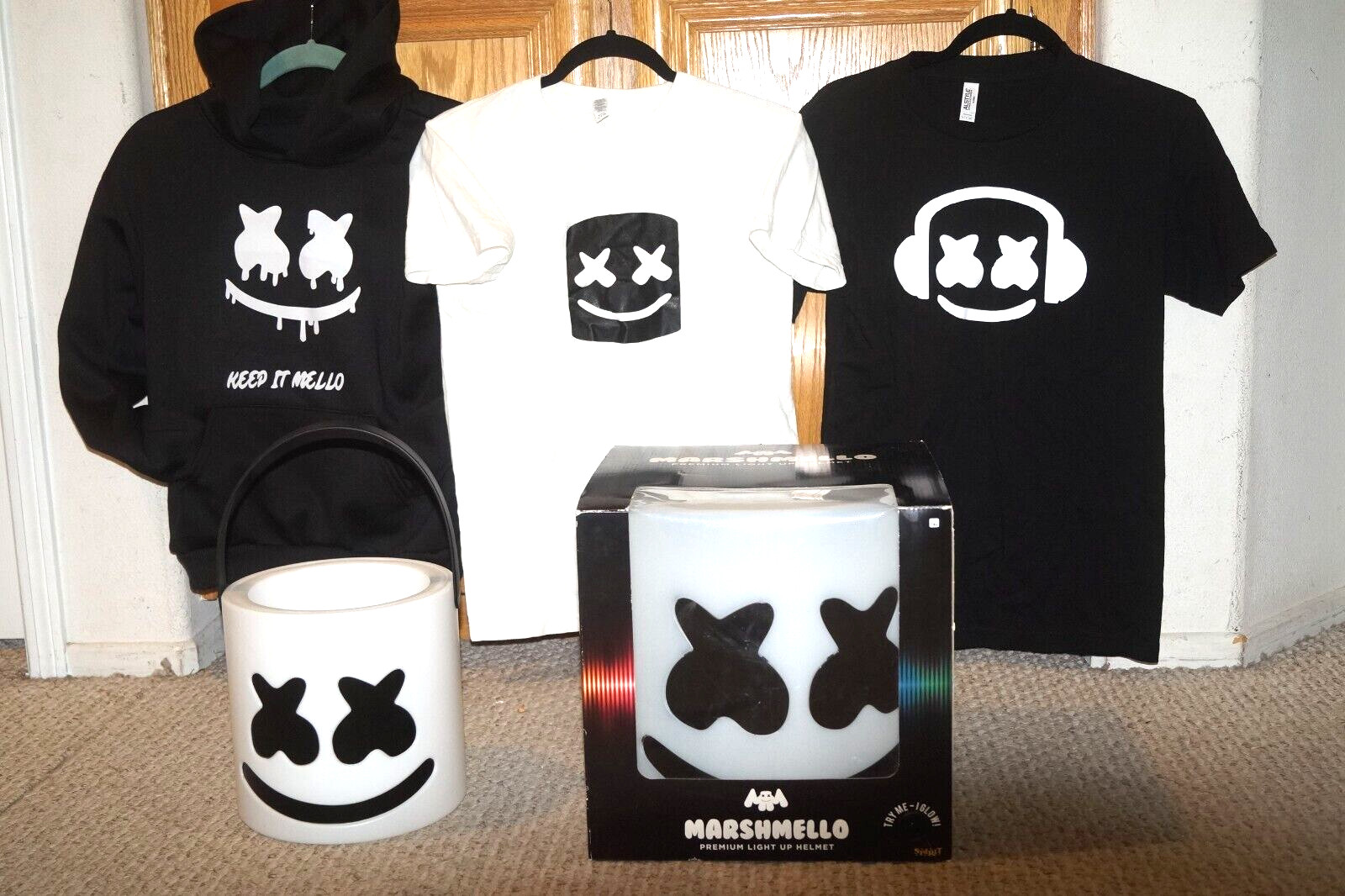 MARSHMELLO HALLOWEEN COSTUME LIGHT UP HELMET CANDY PA… Gem