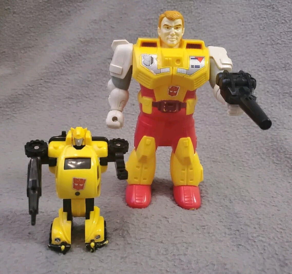 Vintage Transformers G1 Pretenders BUMBLEBEE Shell Robot Guns