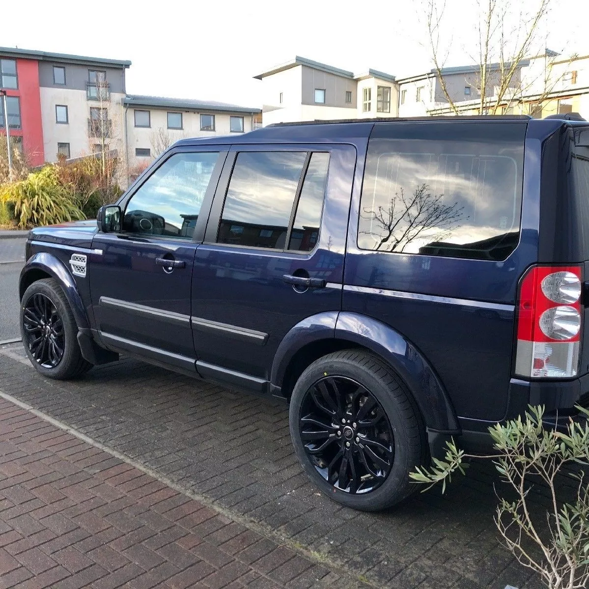 Land rover 2024 discovery wheels
