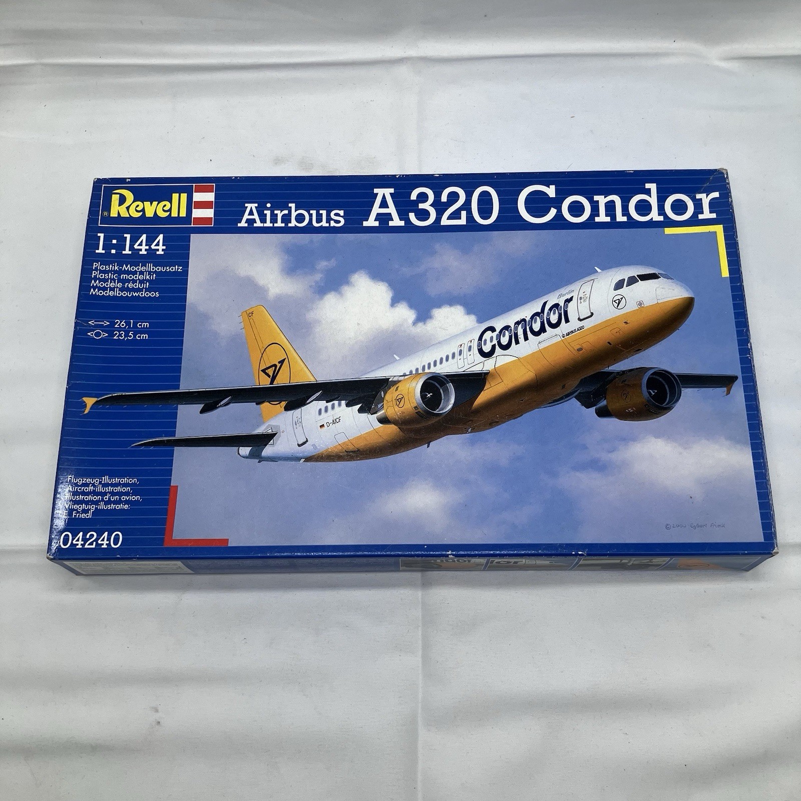 Revell Airbus A320 1/144 Scale Model Aircraft Kit 04240 Please Read Description