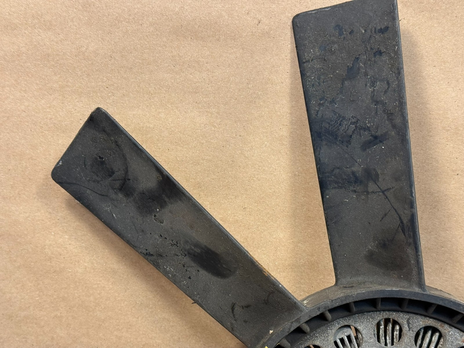1980-2003 Rolls Royce Bentley Fan Blade OEM PN UE40358U VIN 1001 to 20000