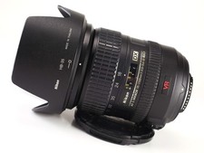 Nikon AF-S DX VR 18-200mm F3.5-5.6 G IF ED Zoom Lens  & Front Lens Cap & Hood