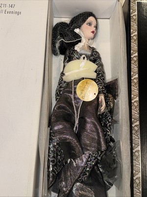 EVANGELINE GHASTLY CRYSTAL BALL EVENINGS Doll  Tonner Wilde LE 18 
