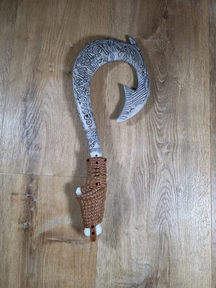 Disney Store Maui Light-Up Fish Hook Vaiana - Harder to Find Version, WORKS!!! - Image 2 of 3