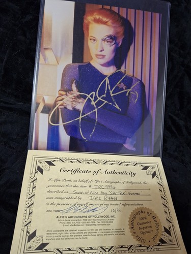 Alfie's Autographs Jeri Ryan Signed Seven of Nine Star Trek Voyager Photo COA