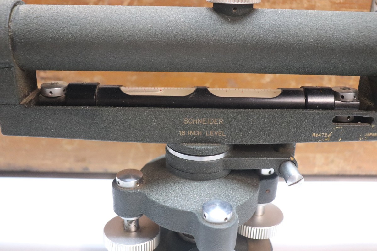 Vintage Schneider 18