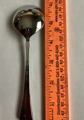 Oneida JUILLIARD 4 Small Round Soup Spoons Bouillon Stainless Flatware Unused 6" - Picture 3 of 5