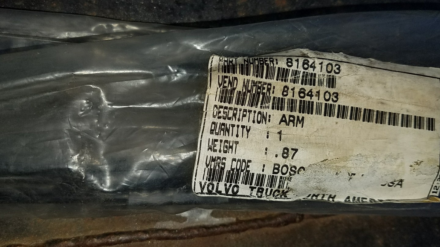 VOLVO TRUCK / BOSCH WIPER ARM P# 8164103 NEW OLD STOCK for sale 