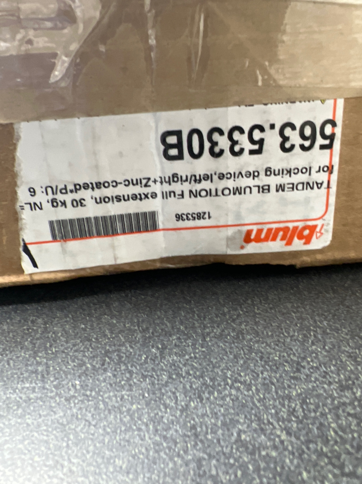 Blum TANDEM 21 Inch Full Extension Concealed Undermount Soft Close for 13 mm