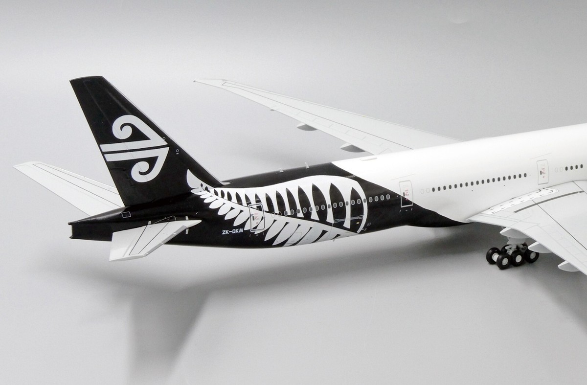 BOEING 777-300ER AIR NEW ZEALAND REG: ZK-OKM WITH STAND
