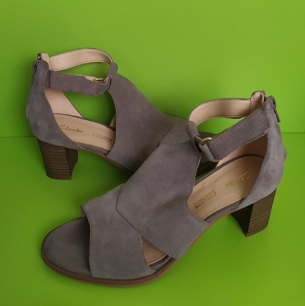 Women Clarks Heels Grey Suede 35