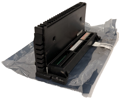 #ad NEW GE FANUC IC660TSD100K LOW LEAKAGE TERMINAL MODULE 115VAC 8PT $40.00