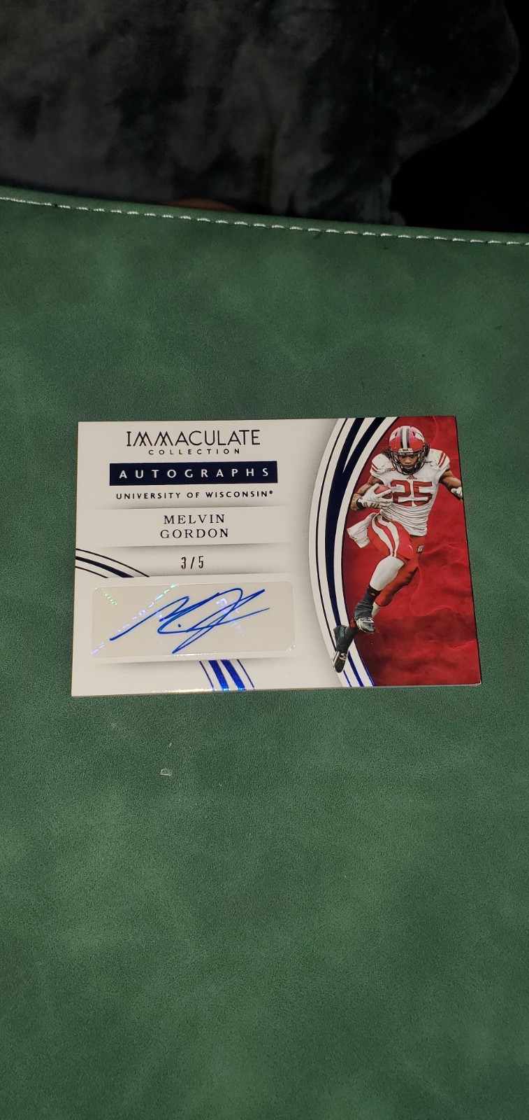 2016 Immaculate Collection Collegiate Melvin Gordon 3/5 Auto Card 94 view 2