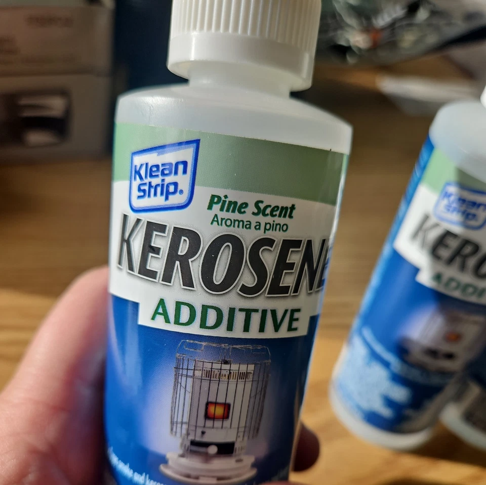 Aditivo para combustible de queroseno Klean Strip 8 OZ aroma a pino (4) Foto 2 de 4