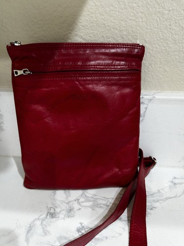 m0851 Crossbody red Leather small Messenger Bag very nice