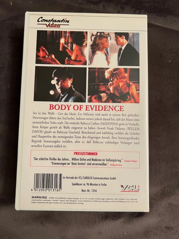 Body of evidence VHS - Madonna - Erotik - Thriller - Weltweiter Versand - Bild 2 von 2
