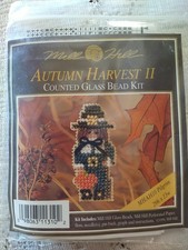 Mill Hill Autumn Harvest II "Pilgrim" Counted Glass Bead Kit Vtg 1994