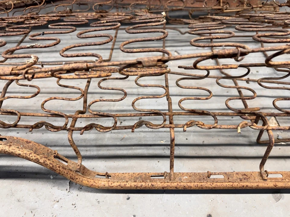 Chevy Impala 1961-1964 techo rígido asiento trasero marco resortes Grand Prix Wildcat Foto 4 de 4