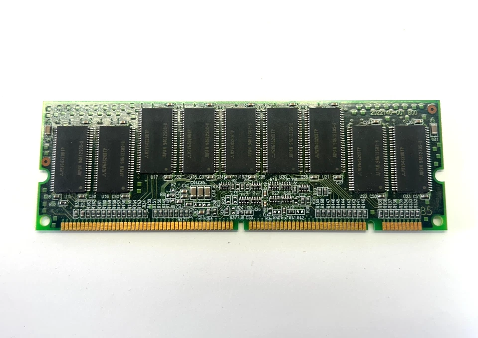 IBM 128MB 100MHz (16Mx72) 3.3V SE PC100-322-622R SDRAM Memory Module - Image 2 of 4