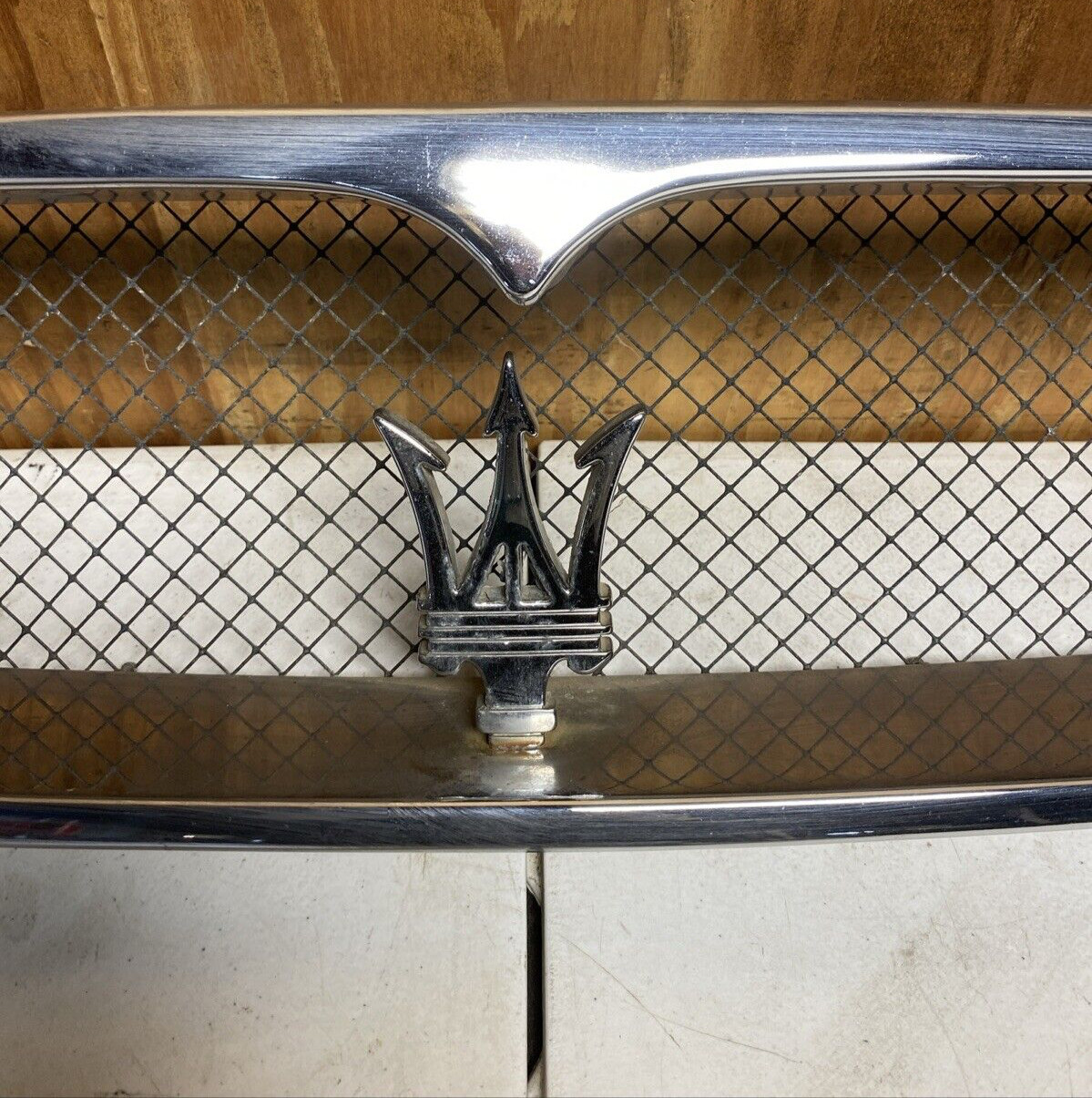 02-04 Maserati M138 4200 Coupe Cambiocorsa Radiator Grille Grill Chrome