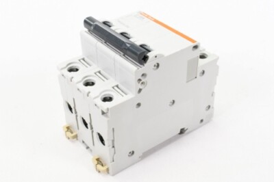 MERLIN-GERIN 24540, Multi9 C60, Leitungsschutzschalter C60, D16A