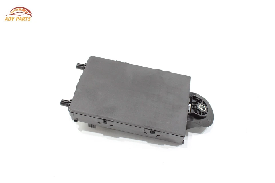 2020 - 2024 VOLVO XC90 FUSE RELAY JUNCTION BOX BLOCK MODULE UNIT OEM - Image 4 of 4