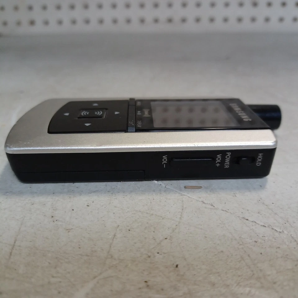 三星 Helix XM2go 便携式 XM 卫星收音机 / MP3 播放器 - 未测试 — 第 4/4 张图片