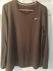 nike legend long sleeve women's