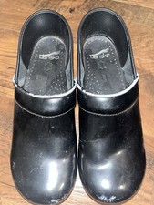 Womens Dansko Black Nursing Comfort Clogs Size 40 Wide US 9.5 10