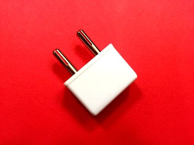 110V to 220V Travel Round Pin Plug Charger Adapter Converter 5MM Plug WHITE
