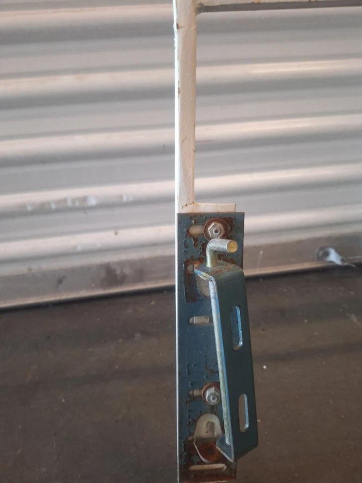 CABECERO ROCCO ANTIGUO HIERRO FUNDIDO REY LUIS XV TAMAÑO KING Foto 3 de 4