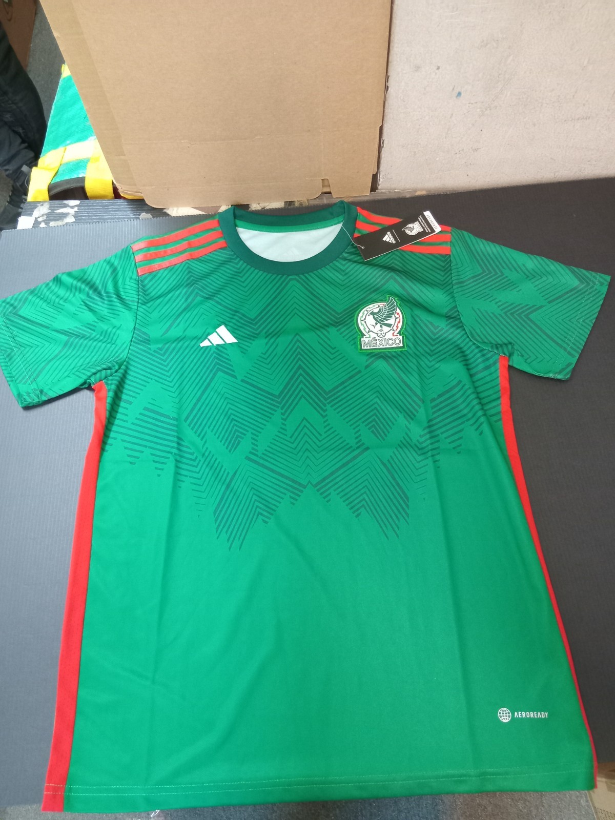 Adidas Mexico National Soccer Team Men's Jersey Size M.