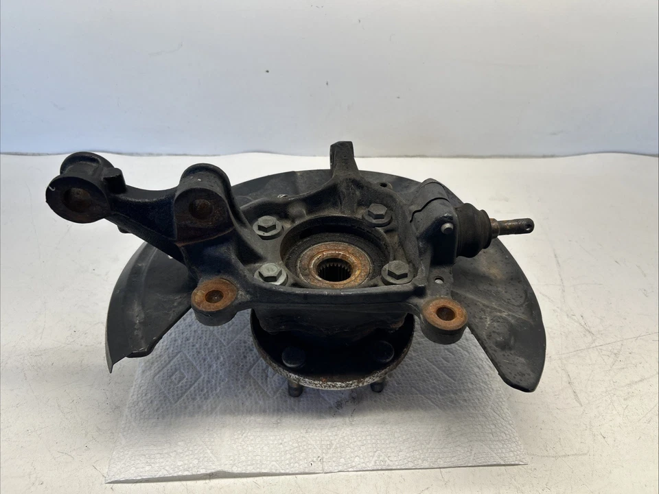 OEM FRONT LEFT SPINDLE KNUCKLE HUB ASSEMBLY FOR 2017 2018 2019 SUBARU OUTBACK - Image 4 of 4