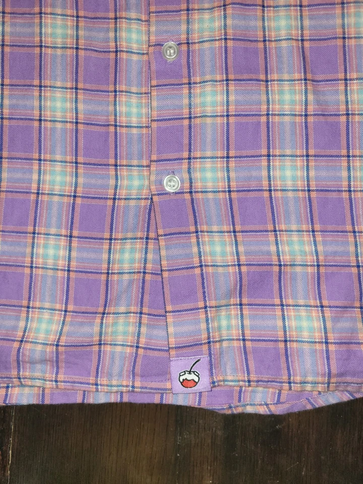 Cakeworthy Disney Rapunzel When Will My Life Begin franela púrpura talla grande Foto 3 de 4