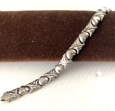 Pretty Italian 925 Sterling Silver Hugs and Kisses Bracelet - 14g - 7"