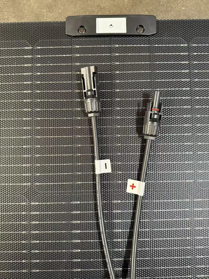 EcoFlow NextGen 220W Portable Solar Panel Single-Sided IP68 30-60° Adjustable - Image 3 of 4