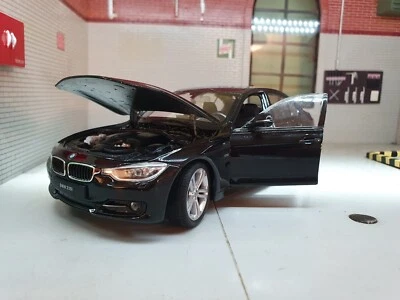 BMW 3 Series 335i Black F30 2015 24039 1:24 Very Detailed Welly G Scale Model