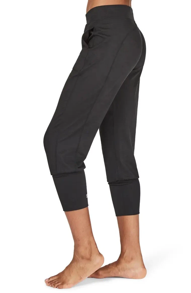 sweaty-betty garudasana cropped yoga pants