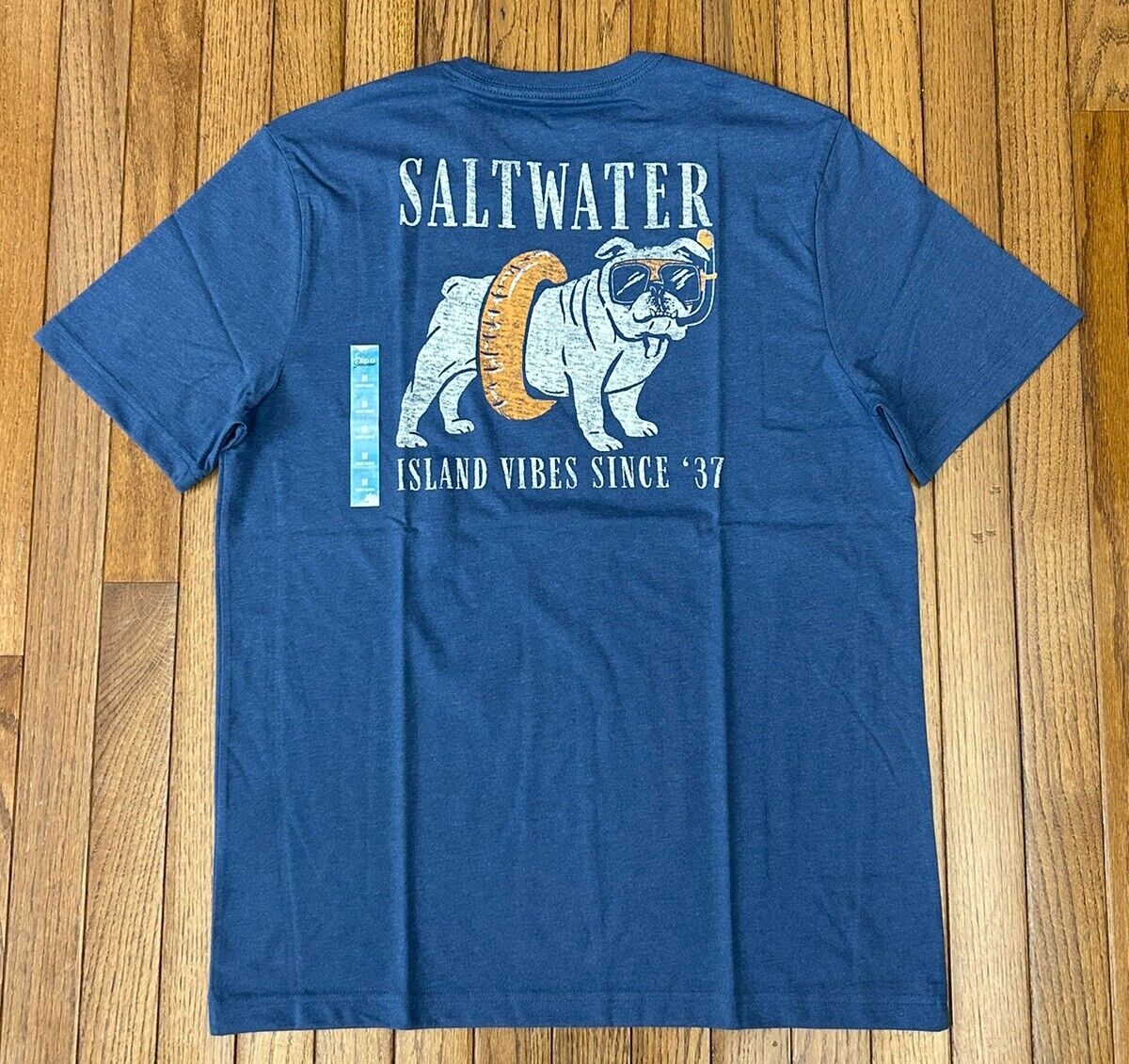 New IZOD SALTWATER Men's Bijou Blue Crew Tee T-Shirt Stretch New IZOD SALTWATER Men's Bijou Blue Crew Tee T-Shirt Stretch