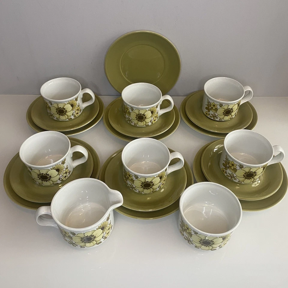 Hostess Tableware Debutante Tea Set Cups Saucers Plates Jug Sugar Retro Floral - Image 2 of 4