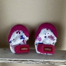 Nuby Soothing Teething Mitten