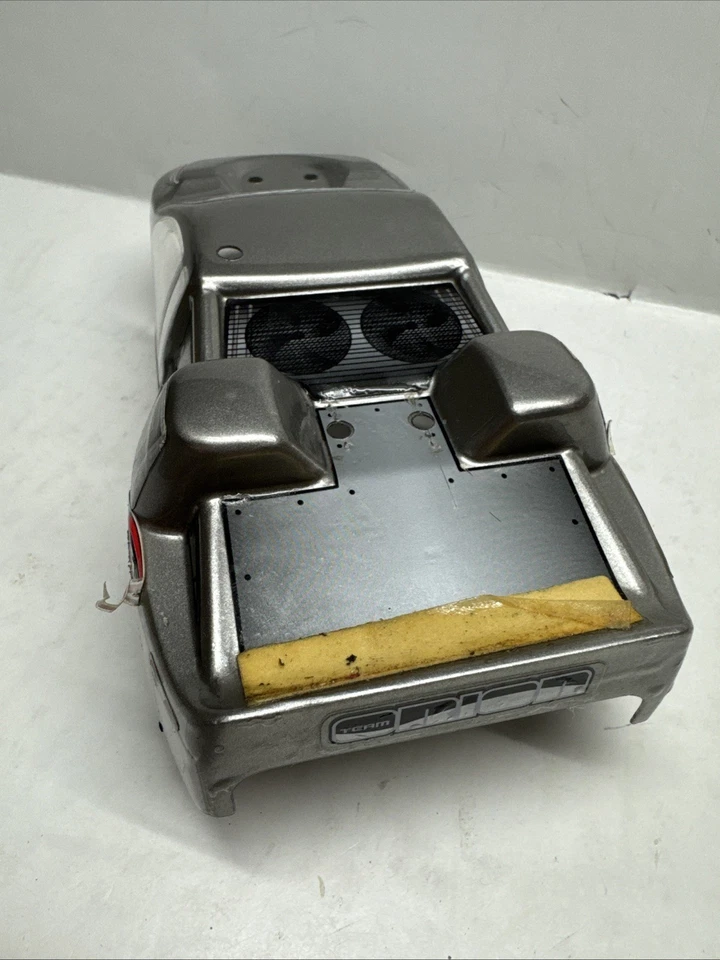 Cuerpo Original Team Losi Mini T 1.0 - Usado - Plateado Foto 3 de 4