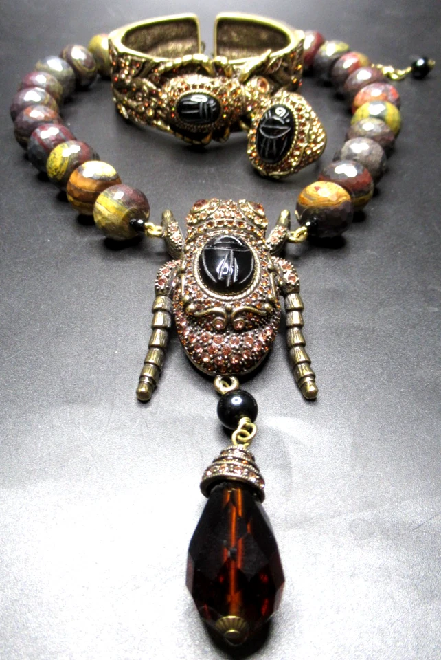 Anillo Escarabajo Negro Cristal Cerveza Raíz HEIDI DAUS Talla 7 Foto 4 de 4